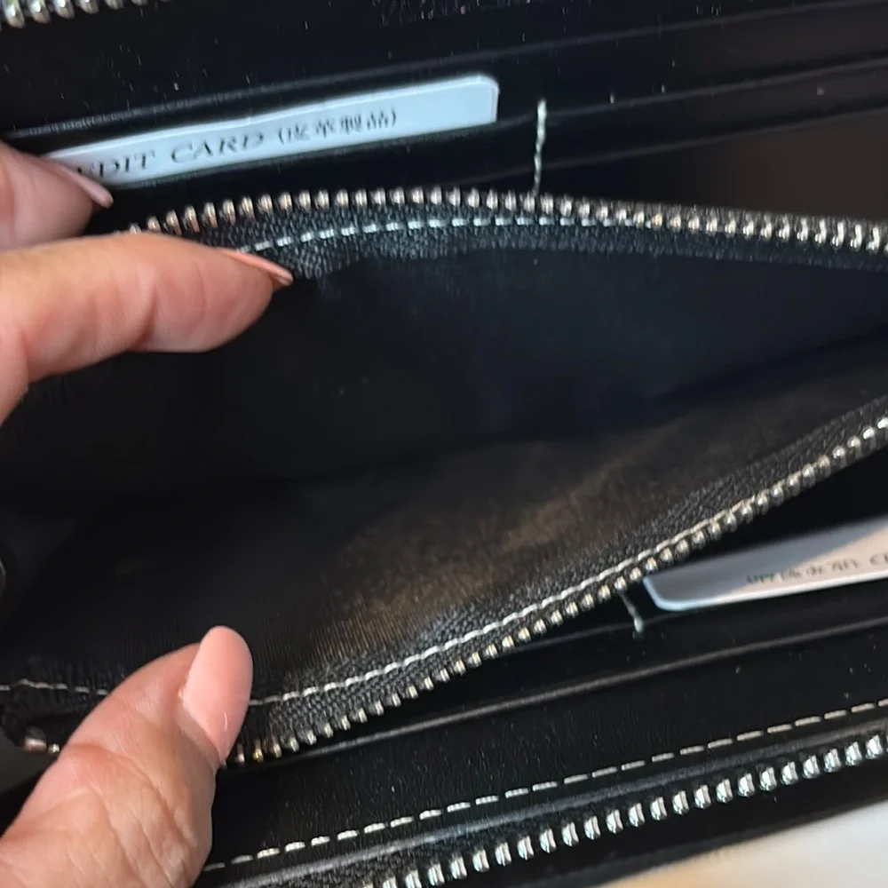 Vacheron Hearts Black Wallet. New with box